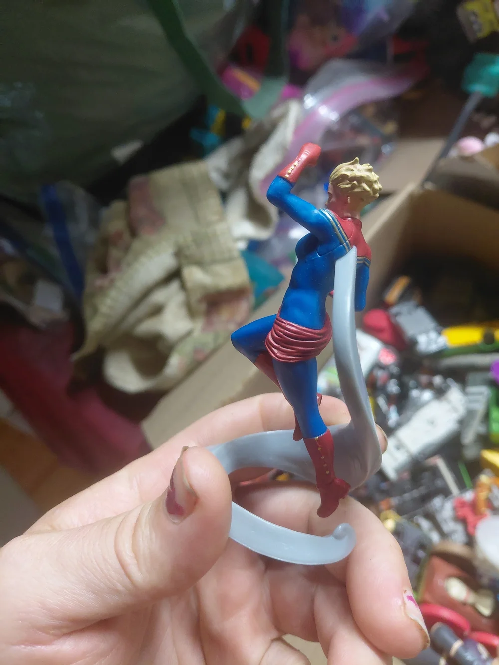 3.5-inch Captain Marvel (Carol Danvers) PVC figurine from the 2015 Marvel Avenge